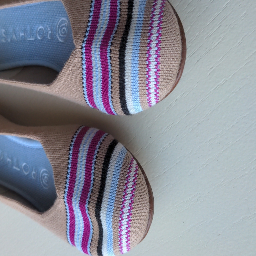 💕 Rothy's Merino Wool Flat in Camel Ribbon Stripe Merino Wool Size 6.5 - Picture 7 of 10